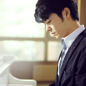 偷拍偷窥少女肏屄
